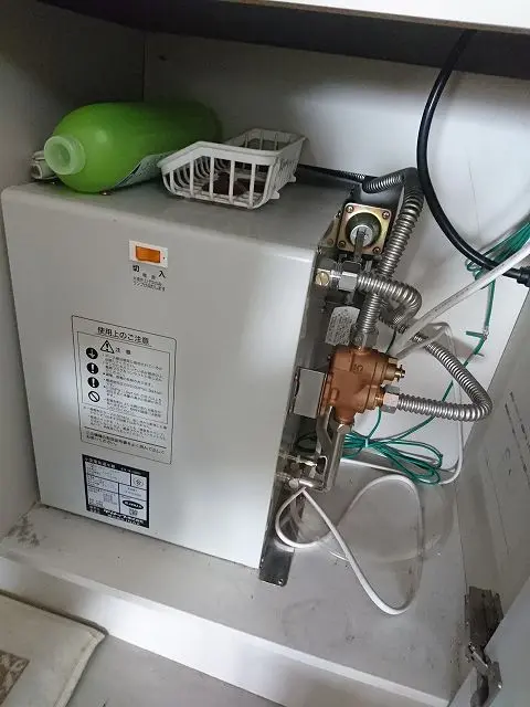 小型電気温水器